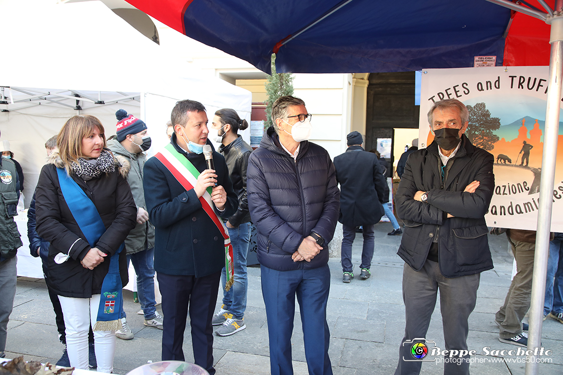 VBS_6023 - 10.ma Fiera Nazionale del Tartufo e Fiera dei Santi.jpg